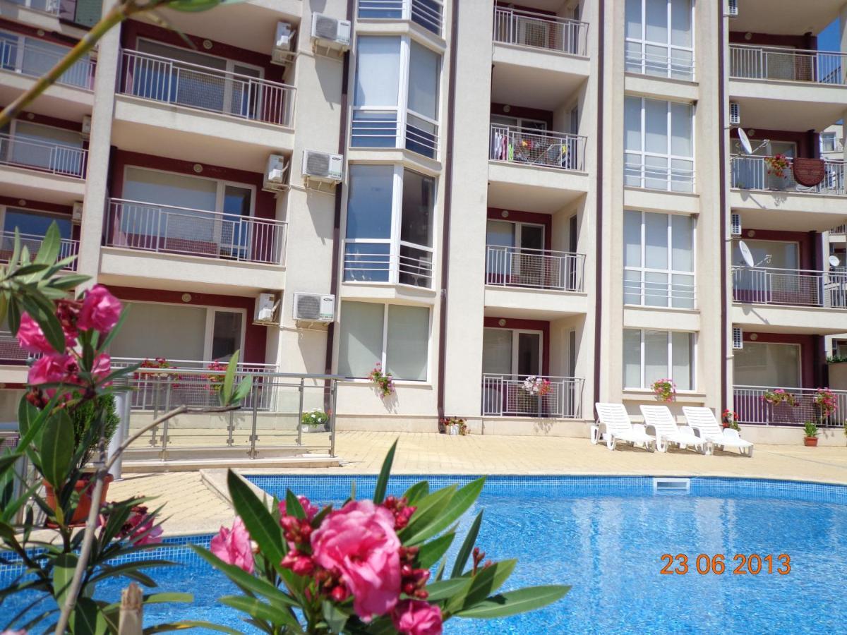Kavarna Hills Apartments Kültér fotó
