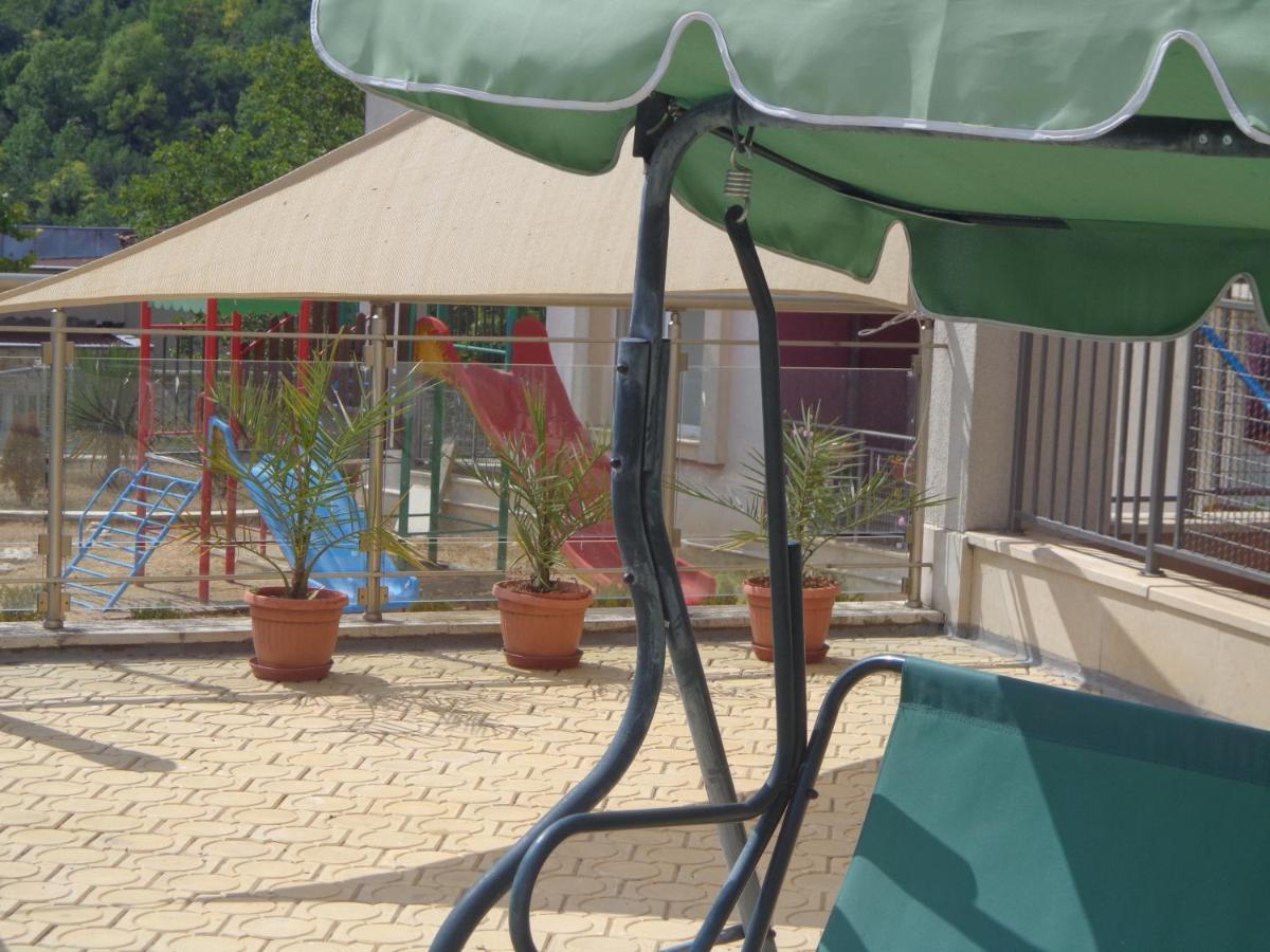 Kavarna Hills Apartments Kültér fotó