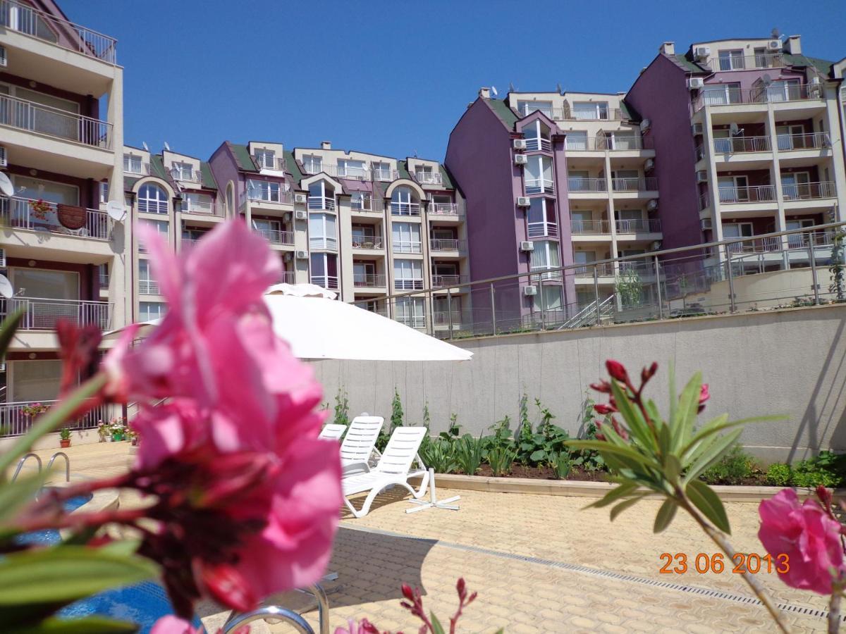 Kavarna Hills Apartments Kültér fotó